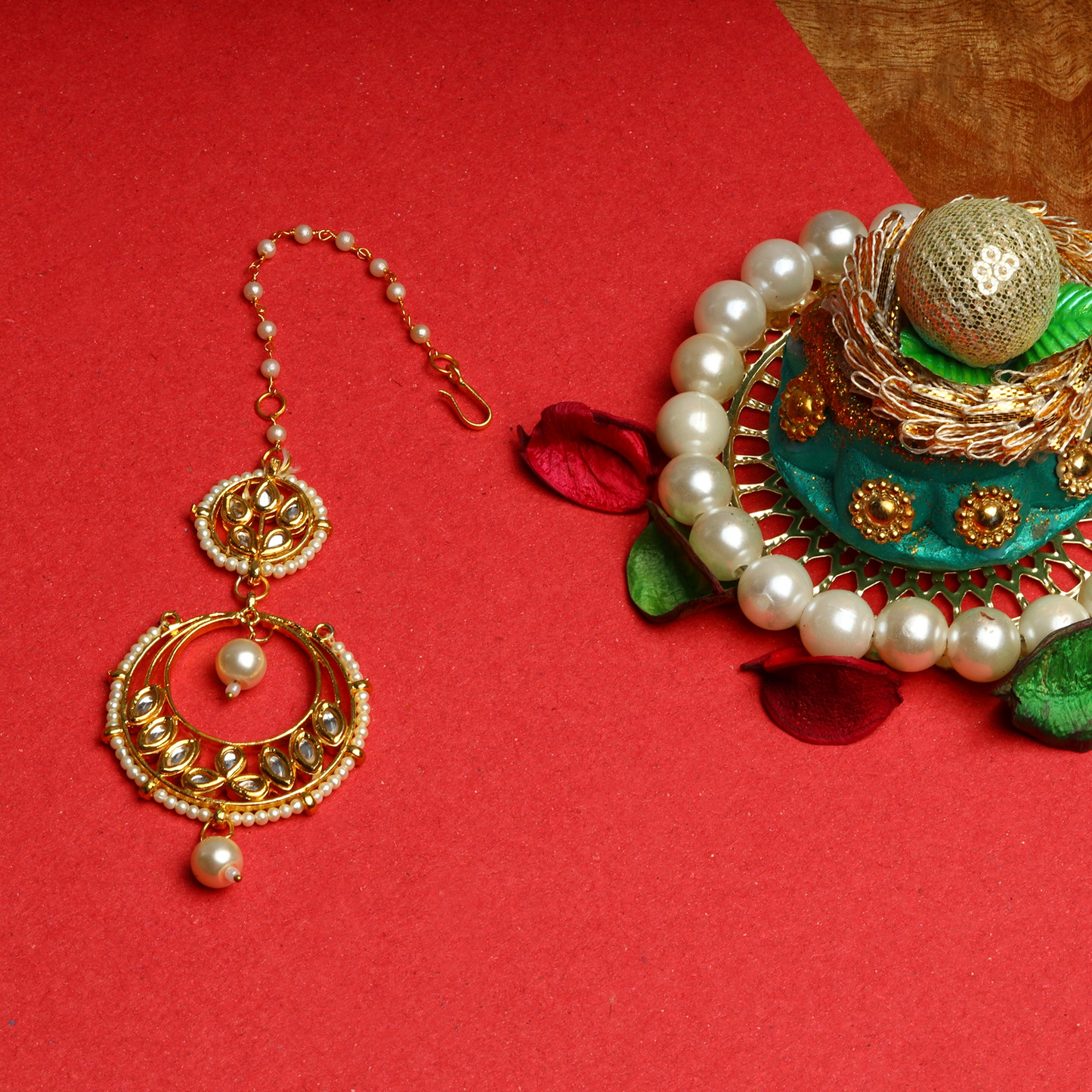 Priyanka- Stone Studded Hanging Pearl Mangtikka
