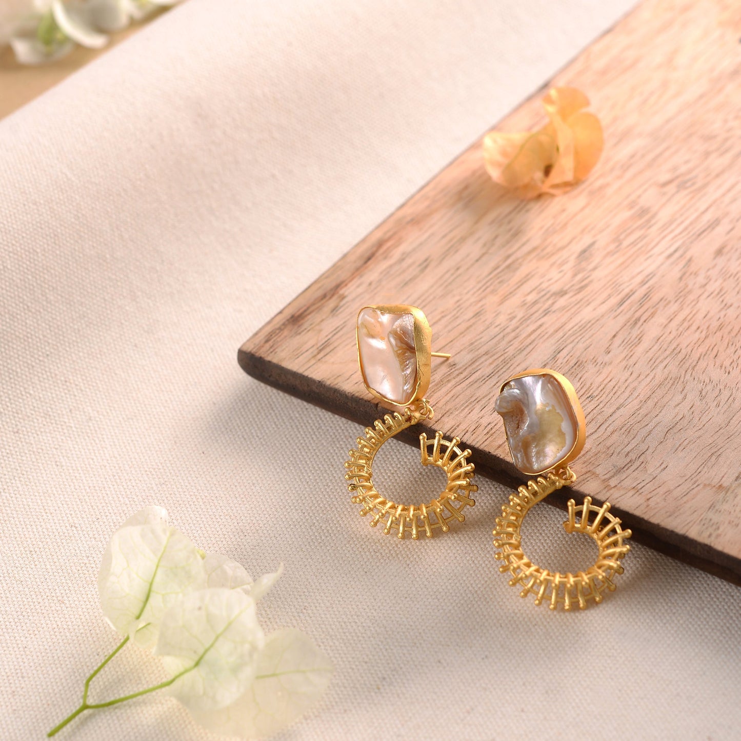 Alina- Stone Studded Stud Earrings