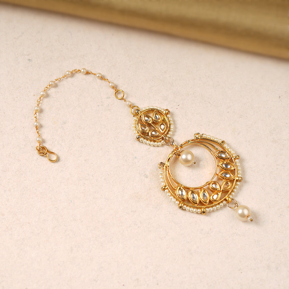 Priyanka- Stone Studded Hanging Pearl Mangtikka