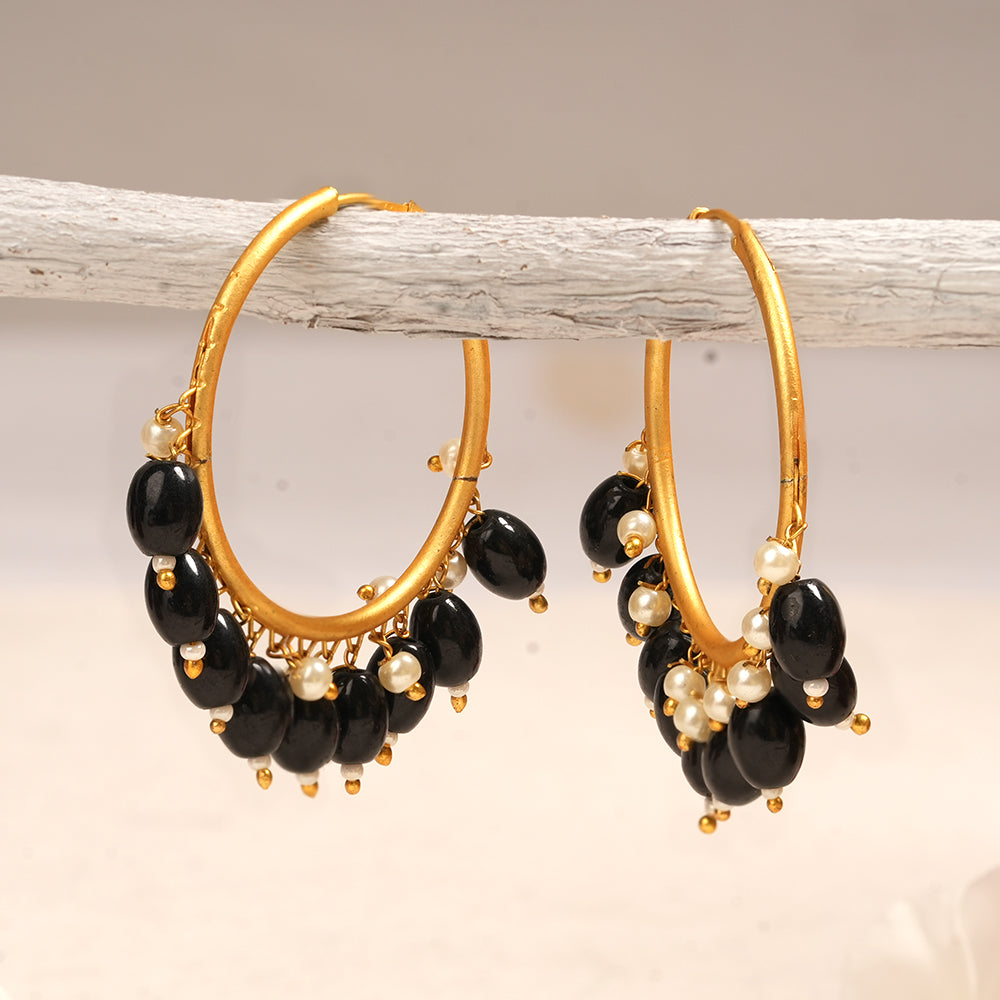 Zoya- Hanging Pearl Hoops Earrings(Black)