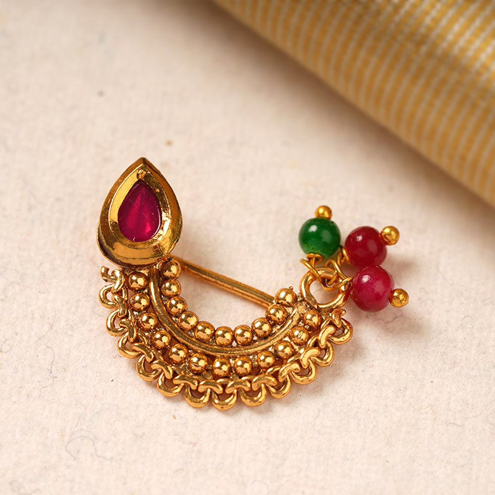 Shruti- Stone Studded Hanging Pearl Nath(Multicolor: Green and red)