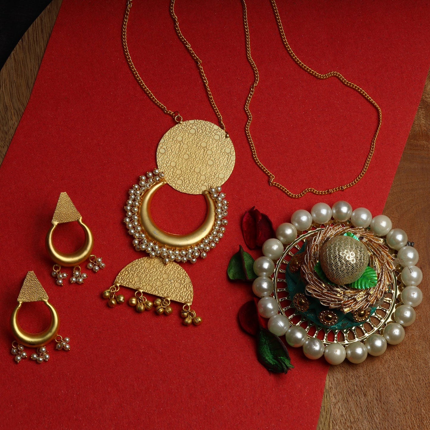 Malvika- Handing Pearl Chain Neckpiece Set