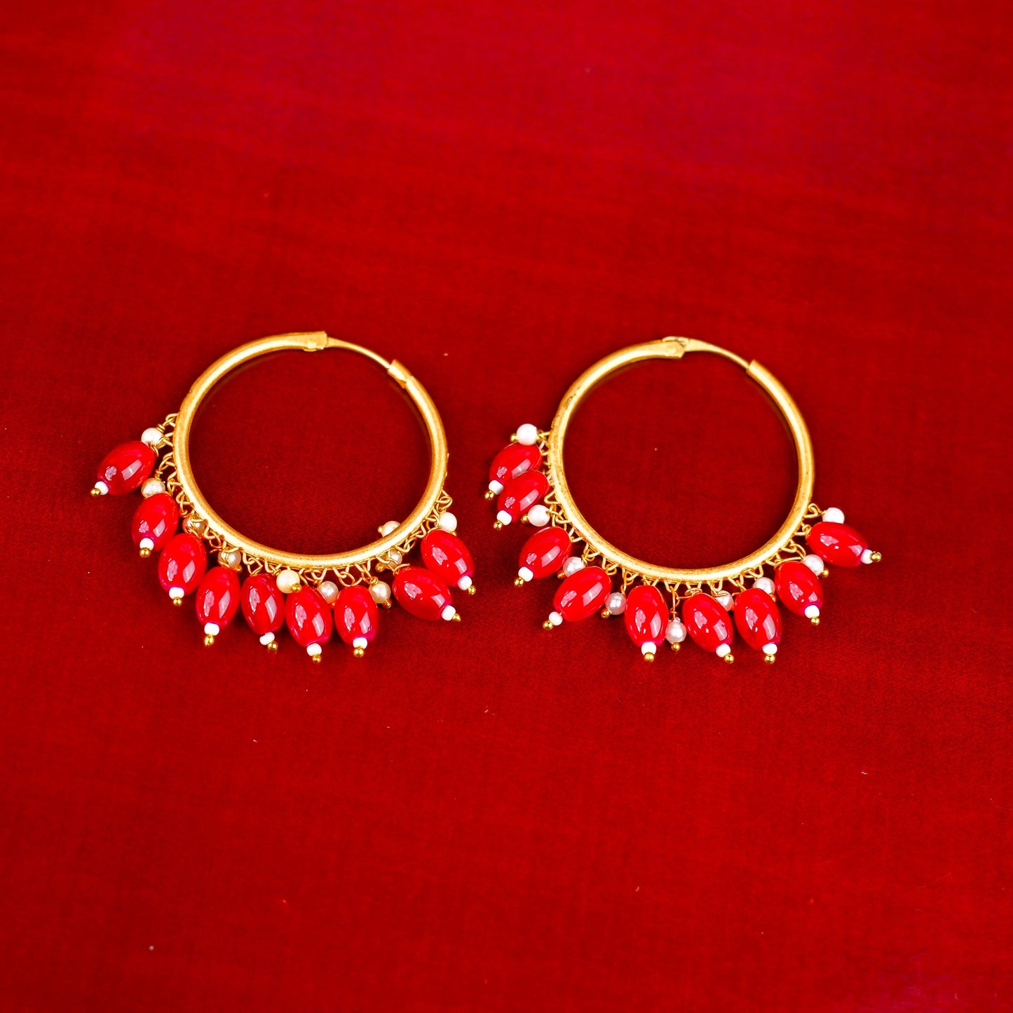 Zoya- Hanging Pearl Hoops Earrings(Red)