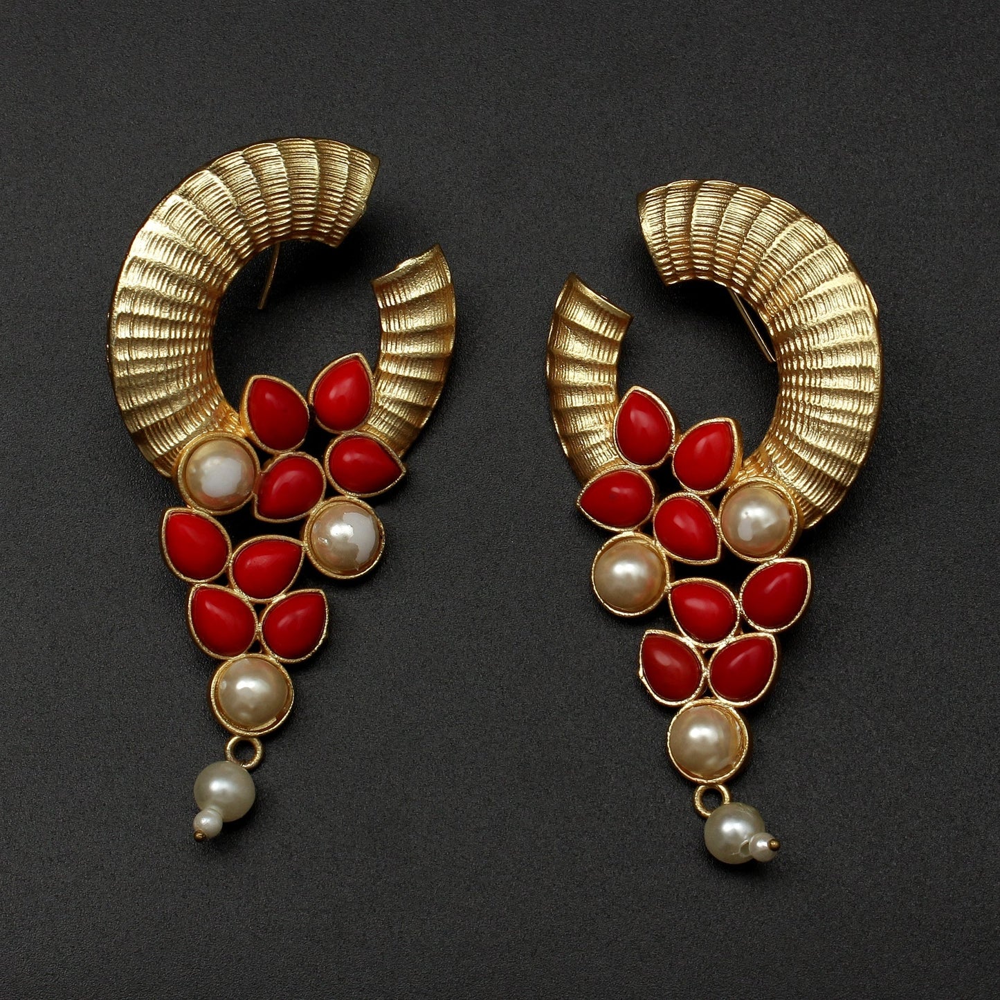 Shikha- Stone Studden Stud Earrings