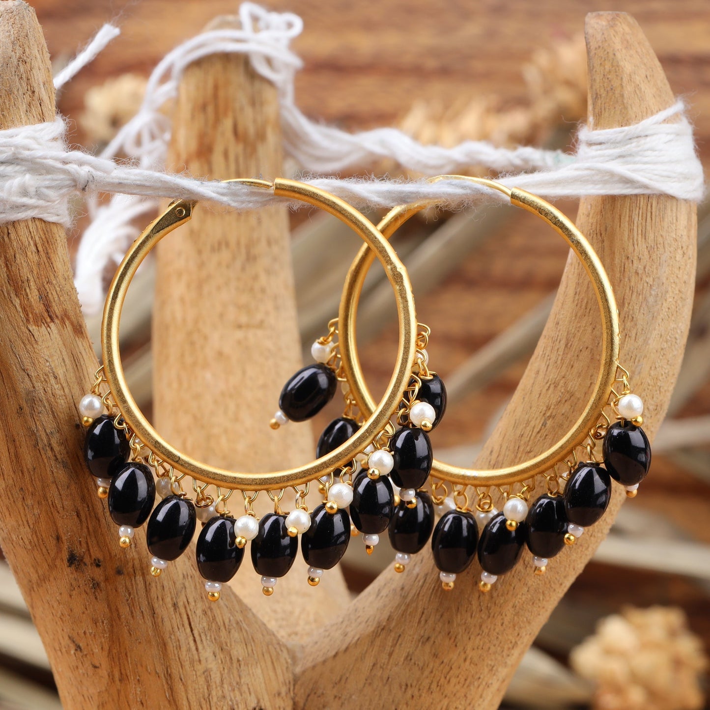 Zoya – Hanging Pearl Hoop Earrings