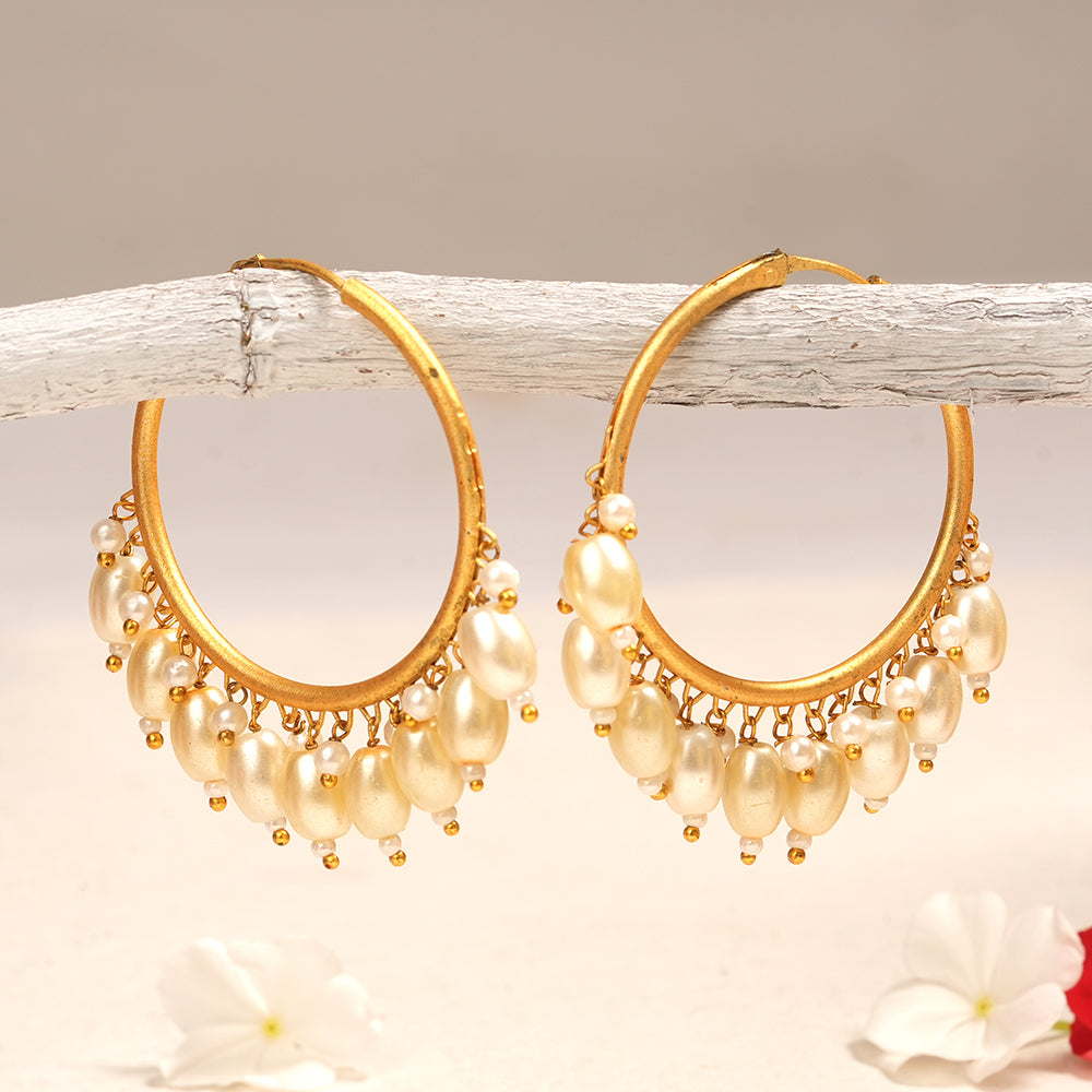 Zoya – Hanging Pearl Hoop Earrings