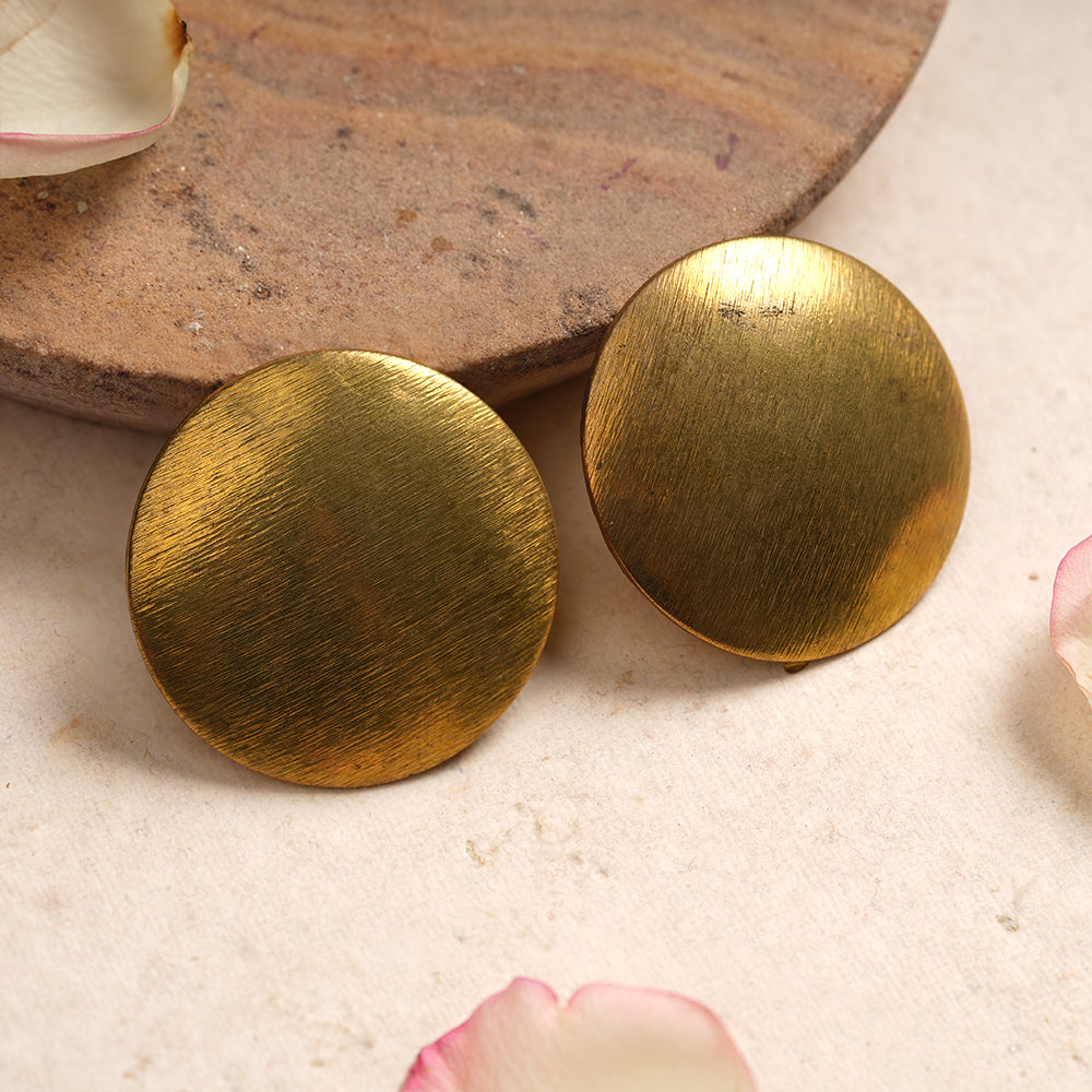Shaina- Golden Stud Earrings