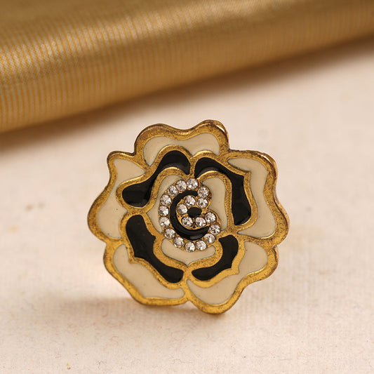 Abhira-Golden Framed Adjustable Ring(Multicolor- White and Black)