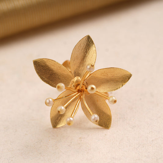 Devangi- Golden Adjustable Ring