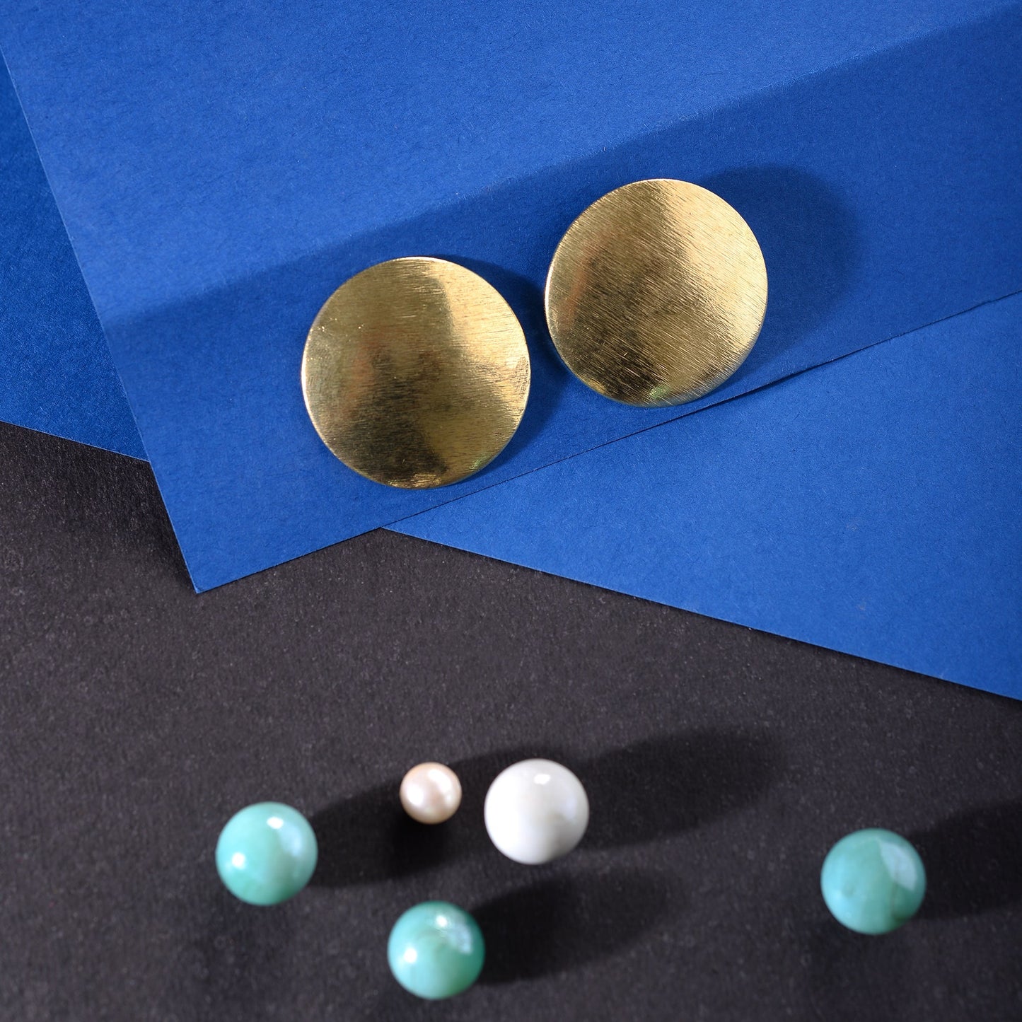 Shaina- Golden Stud Earrings