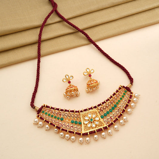 Anira- Stone studded hanging pearls Neckpiece set (Multicolore)