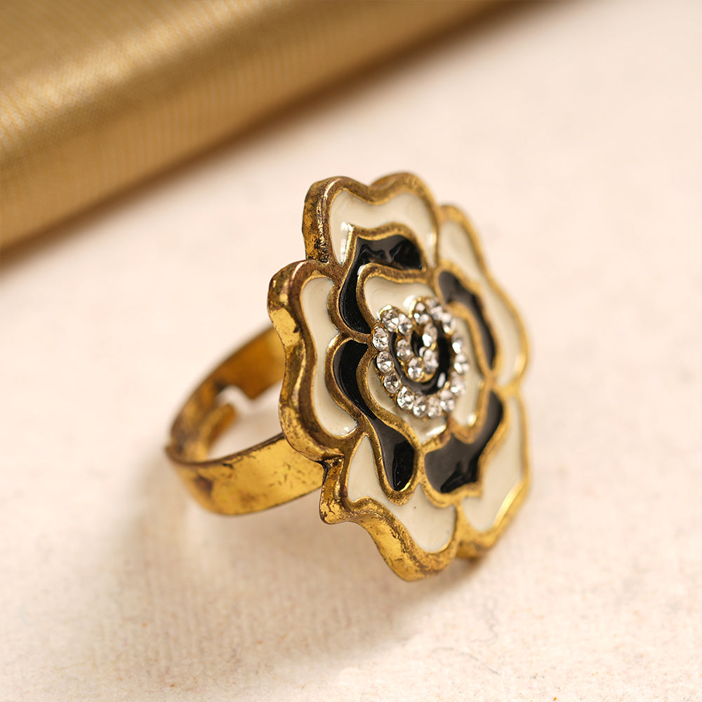 Abhira-Golden Framed Adjustable Ring(Multicolor- White and Black)