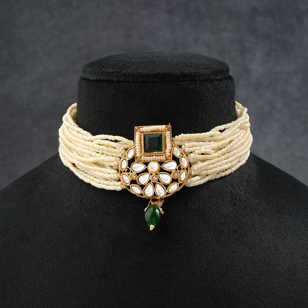 Veha- Stone studded Neckpiece set(Green)