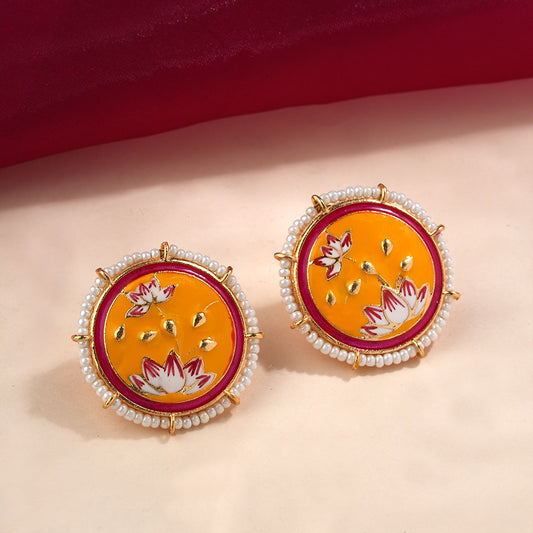 Liorna- Pearl framed stud earrings (Yellow)