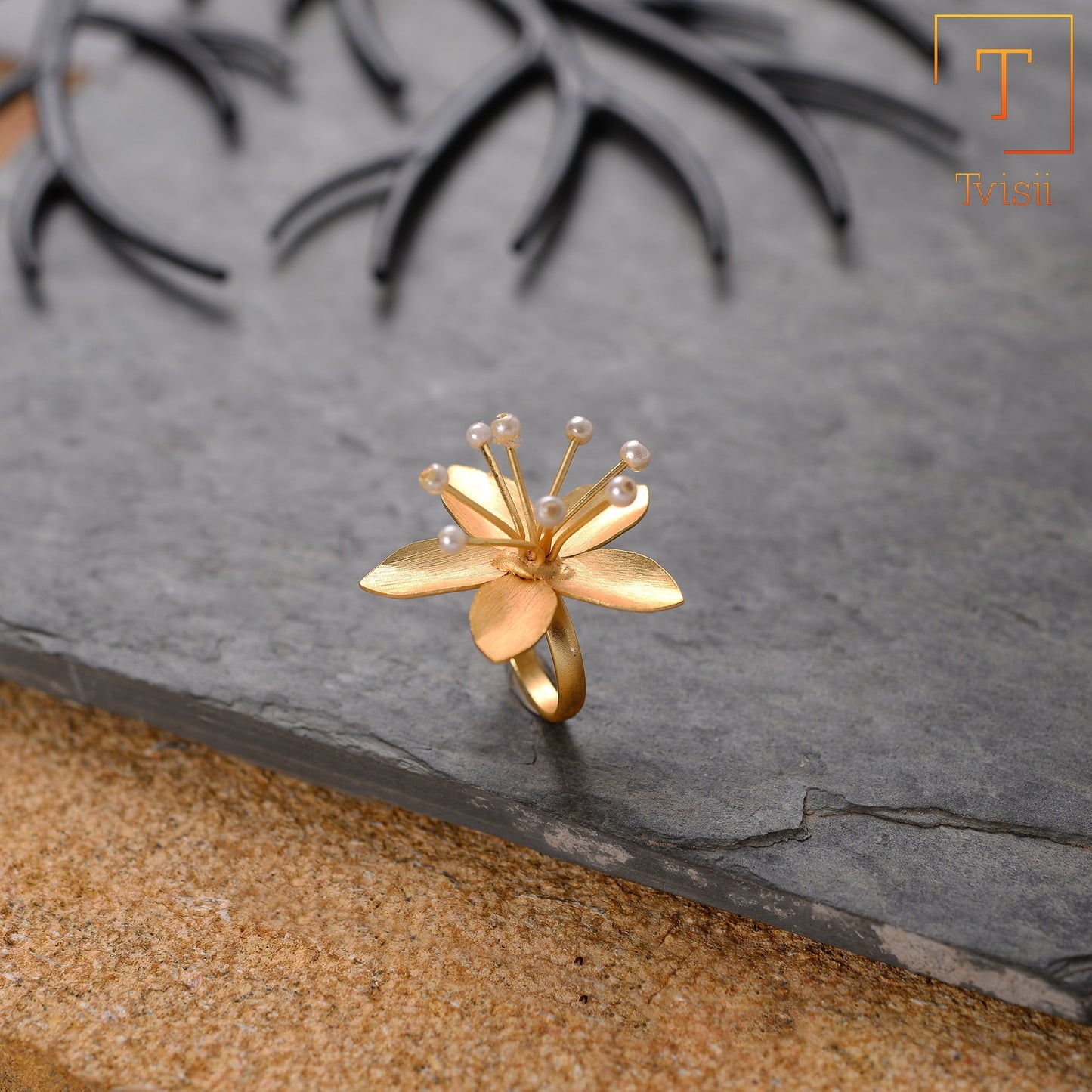 Devangi- Golden Adjustable Ring