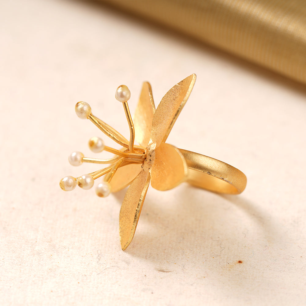 Devangi- Golden Adjustable Ring