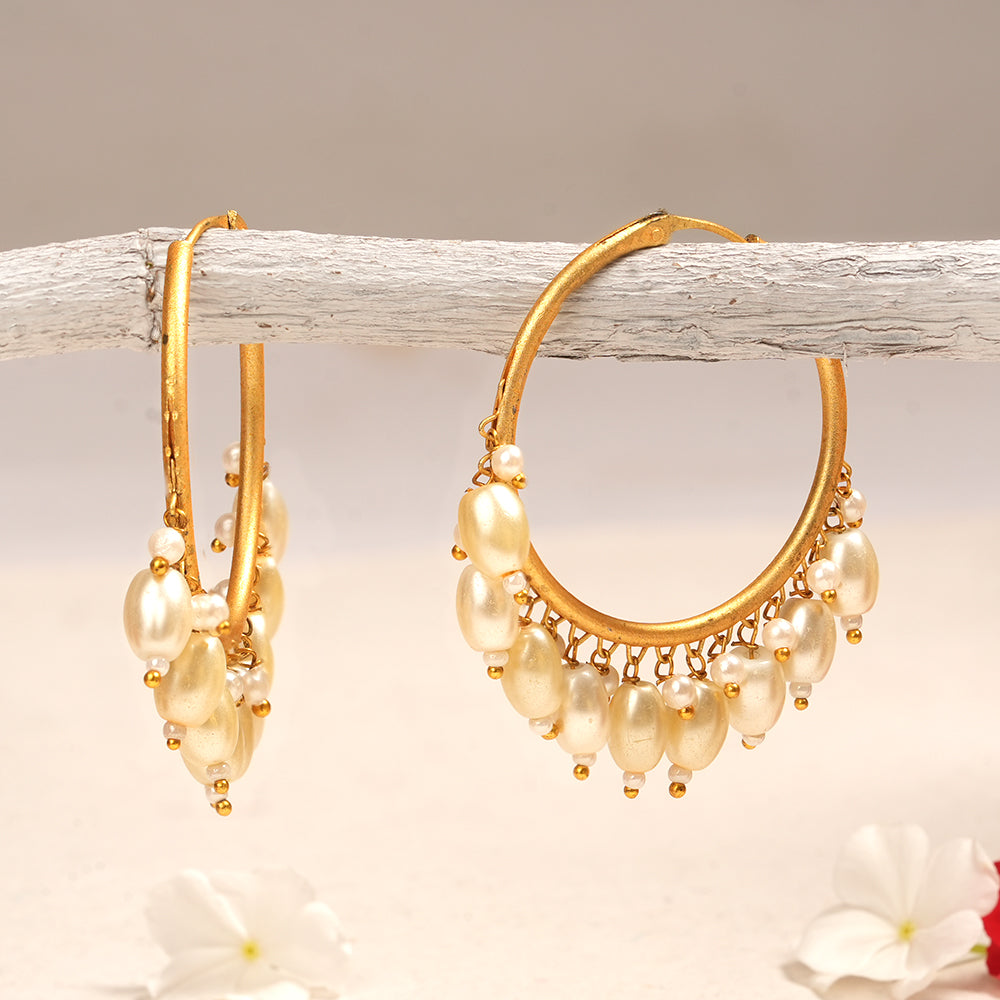 Zoya – Hanging Pearl Hoop Earrings