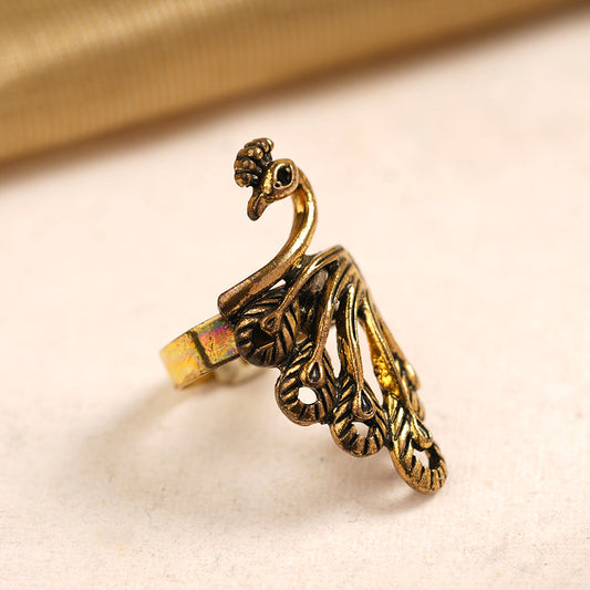 Deepika- Golden Adjustable Ring
