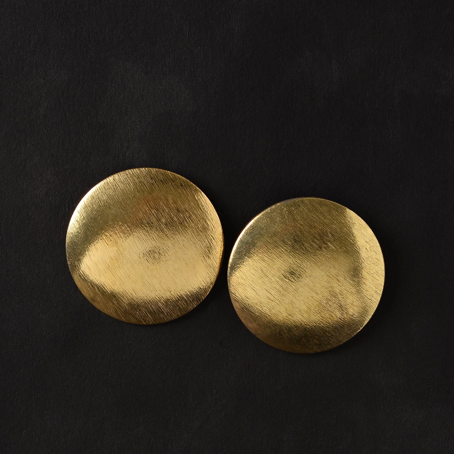 Shaina- Golden Stud Earrings