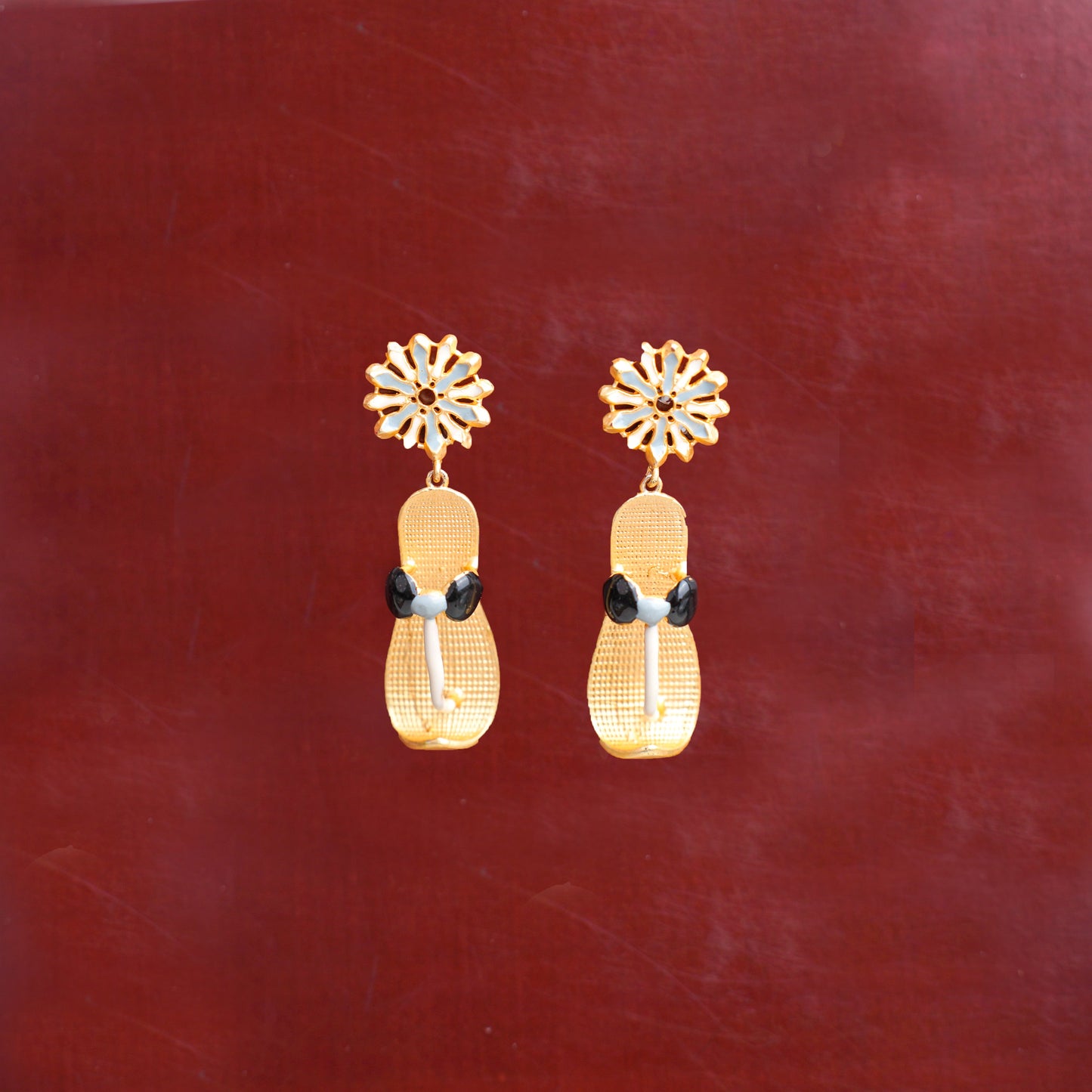 Amaira- Golden Dangler Earrings